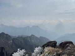 -黄山光明顶山庄