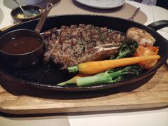 -斯普汇生蚝牛排馆(中骏世界城店)