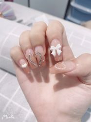 -UGIRL有个美甲