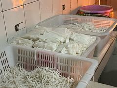 -正宗杨记普洱酸醋米线(总店)