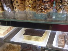 -红房子西点(南京东路店)