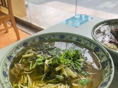 雪菜肉丝面-草庐酒家