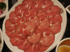 -韩宫宴炭火烤肉(中商世界里店)