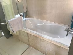 -昆仑和悦酒店(青岛奥帆中心五四广场店)