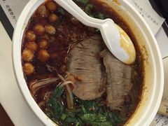 -荀记肉夹馍(三八家乐福店)