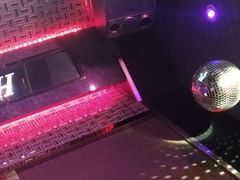 -好乐迪(张扬路八佰伴店)