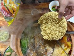 -威邵鸡煲(西华路总店)