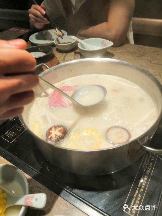 捞王锅物料理(四川北路店)胡椒猪肚鸡图片