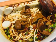 麻婆婆肥肠面-麻婆婆白家肥肠粉(海岸城店)