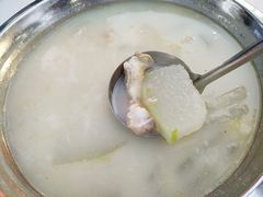三水冬瓜鱼头汤-飞尝蚝·顺德菜·鱼生(顺德总店)