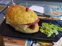 菠萝鸡扒包-大头力茶餐厅(花都融创茂店)