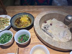 -云尊府云南菜·蒸汽石锅鱼(五棵松华熙店)