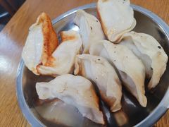 -黄阿姨锅贴大王(万航渡路店)