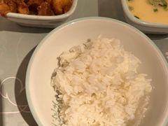 -老乡鸡(上海白玉兰广场店)