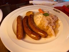 -LENBACH兰巴赫西餐啤酒坊(大连东港店)