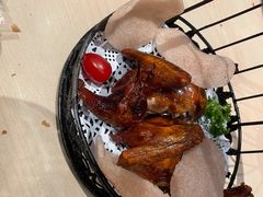 秘制脆皮乳鸽-避风塘(金山万达店)