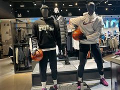 -NIKE品牌体验店(金源新燕莎店)