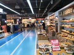 -法雅体育工厂店(皂君庙路店)