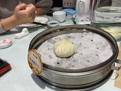 传统三鲜包子-狗不理(贵宾楼店)
