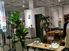 大堂-洪小鹏生活美学馆(领SHOW天地店)