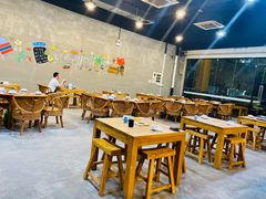 大堂-吉品莞家·鲍鱼鸡煲(东莞店)