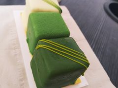 春茶三现蛋糕-星巴克(北京中化大厦店)