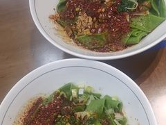 -秦君宝手擀菠菜面(金花路店)