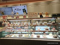 面包甜点陈列柜-多乐之日(颐堤港店)