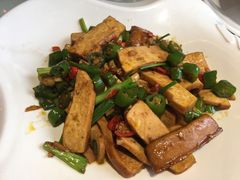 -小芙蓉湘菜馆(易生活购物公园店)