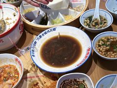 -怪噜范·老贵阳街头名小吃(数博万达店)