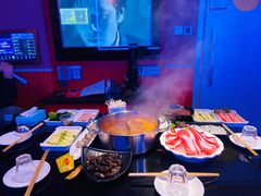 -唯爱KTV聚会餐厅(仙林东城汇店)