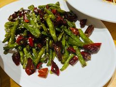 -柒月小火炉·新派川菜(金狮广场店)