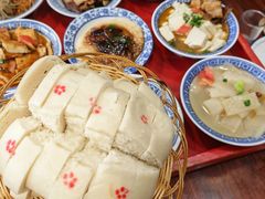 -蓝田九大碗民俗食府(蓝田店)