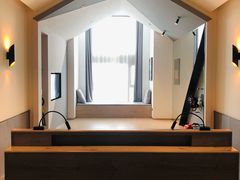 -上海虹桥中心爱琴海亚朵S酒店