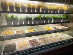 自助取餐区-领鲜活海鲜榴莲自助火锅(东门店)