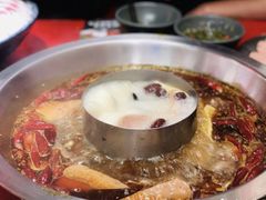 -谭鸭血老火锅(图书馆店)