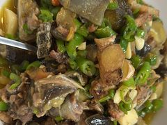 -绿草地·湘菜(酃湖师院店)