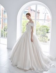 -MANLI BRIDAL婚纱