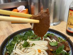 -牛师傅牛肉面(尚隆路店)