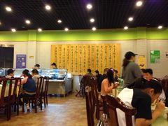 大堂-杨记清芳牛肉拉面(京广路店)