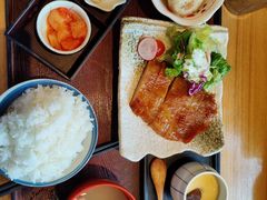 碳烤松板肉定食-味太助·银饭食堂(中华城店)