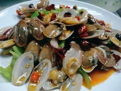 -四川小胡子海鲜(丁村万人海鲜广场店)