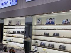-视野联行眼镜·蔡司·控优点授权(长白万象汇店)
