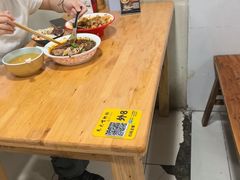 -朱大嘴肥肠血旺(福字街店)