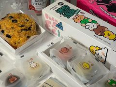 -好利来(上海虹桥新天地Lab主题店)