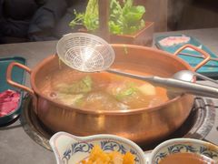 -牛村来人潮汕牛肉火锅(西单店)