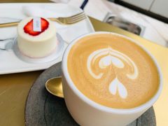 -UNI UNI(环亚凯瑟琳店)