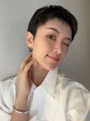 -十六番发型师事务所