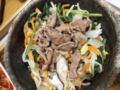 烤牛肉石锅拌饭-权味·朝鲜族拌饭(勒泰店)