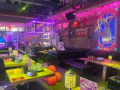-喜鹊音乐酒馆(西街店)